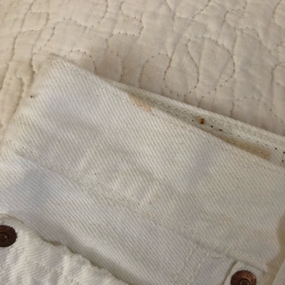 Levi’s White Denim Shorts Size 29 - Picture 5 of 5